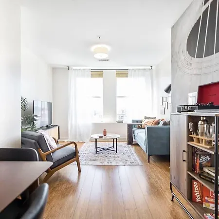 The Lofts At Cherry Dt W Amenities